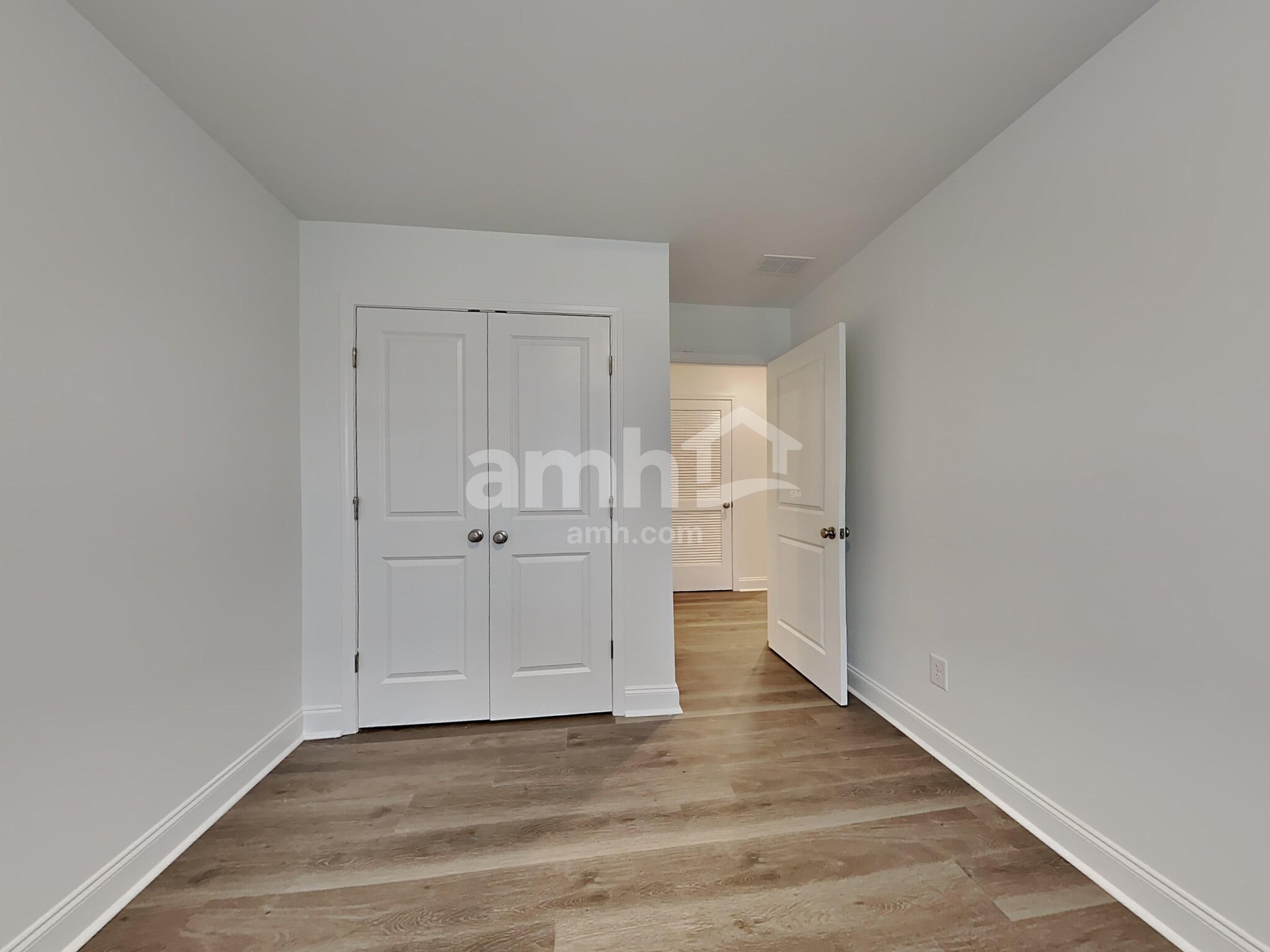 Building Photo - 104 Slice Dr