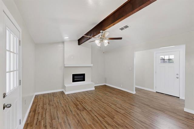 Building Photo - 1407 El Camino Cir