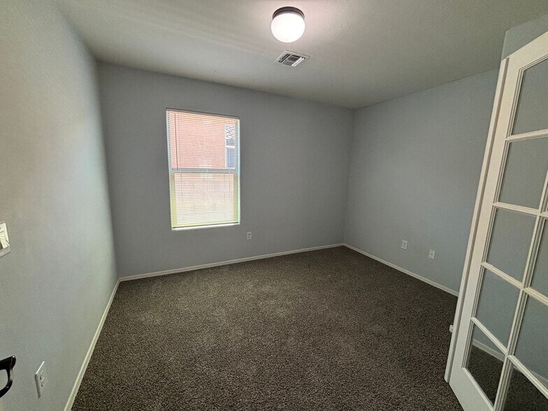 Building Photo - 5154 E Arguedas Pl