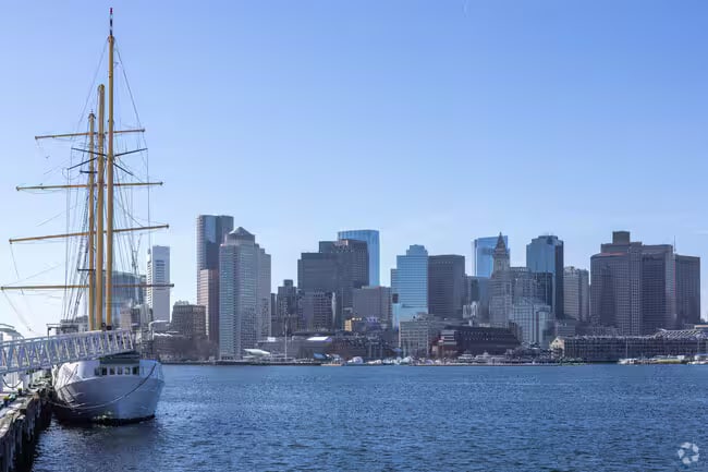 Building Photo - 10 Lamson Ct