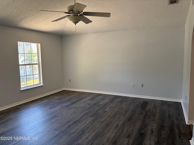 Building Photo - 7086 Shady Pine Ct