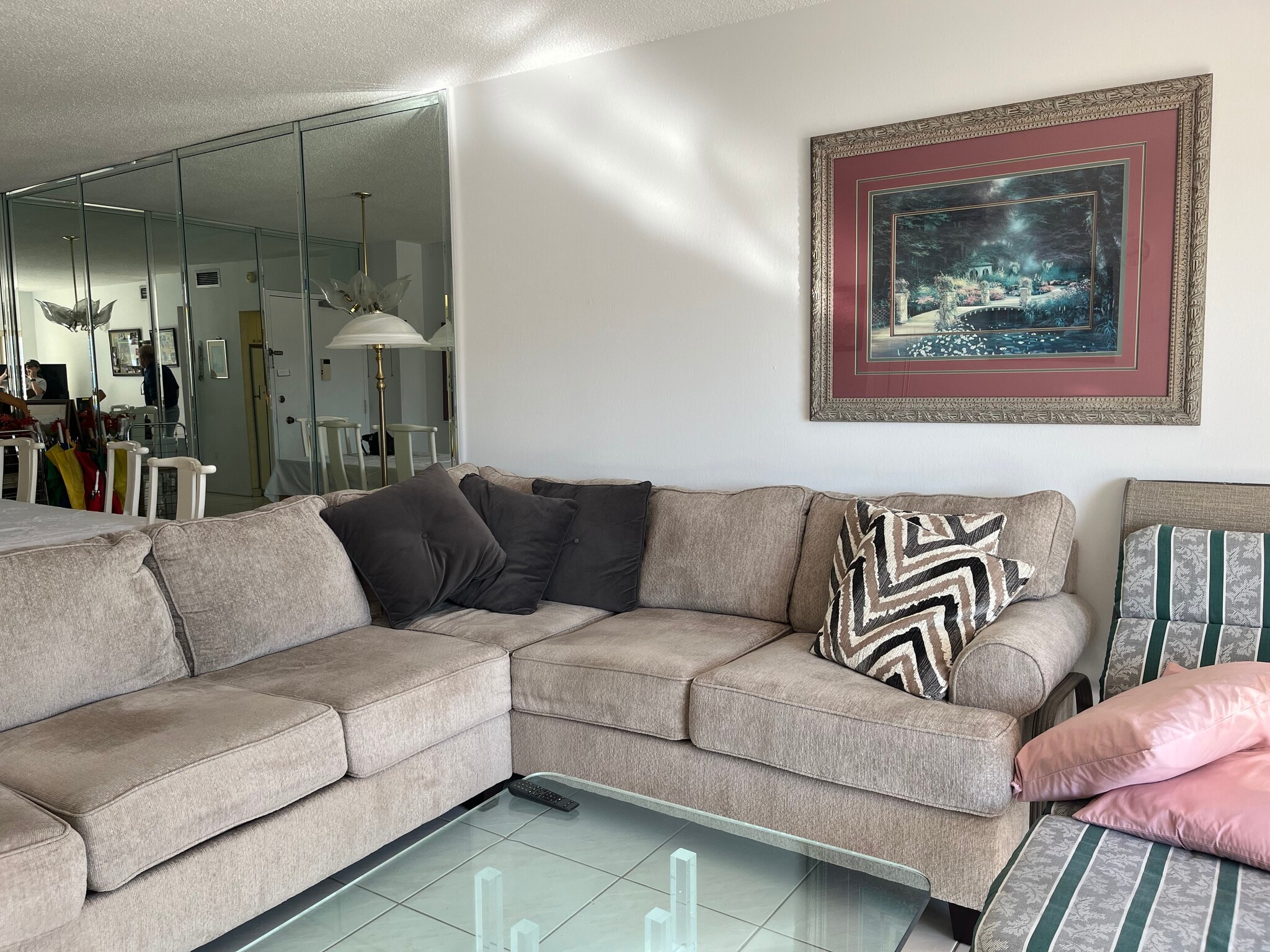 Building Photo - 1965 S Ocean Dr