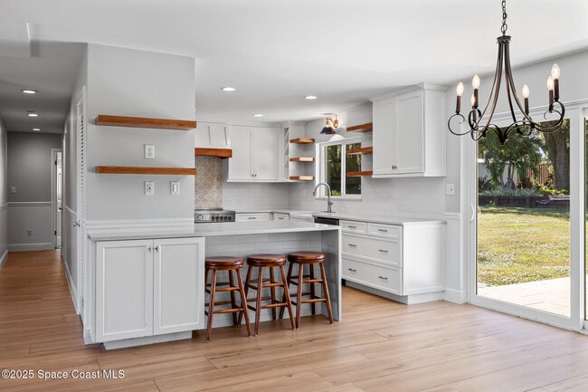 Building Photo - 3701 Warwick Dr