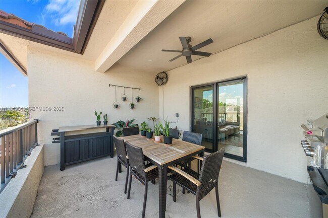 Building Photo - 4648 NW 83rd Ave