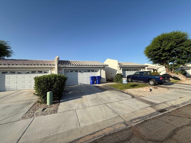 Primary Photo - 10723 E 34th St