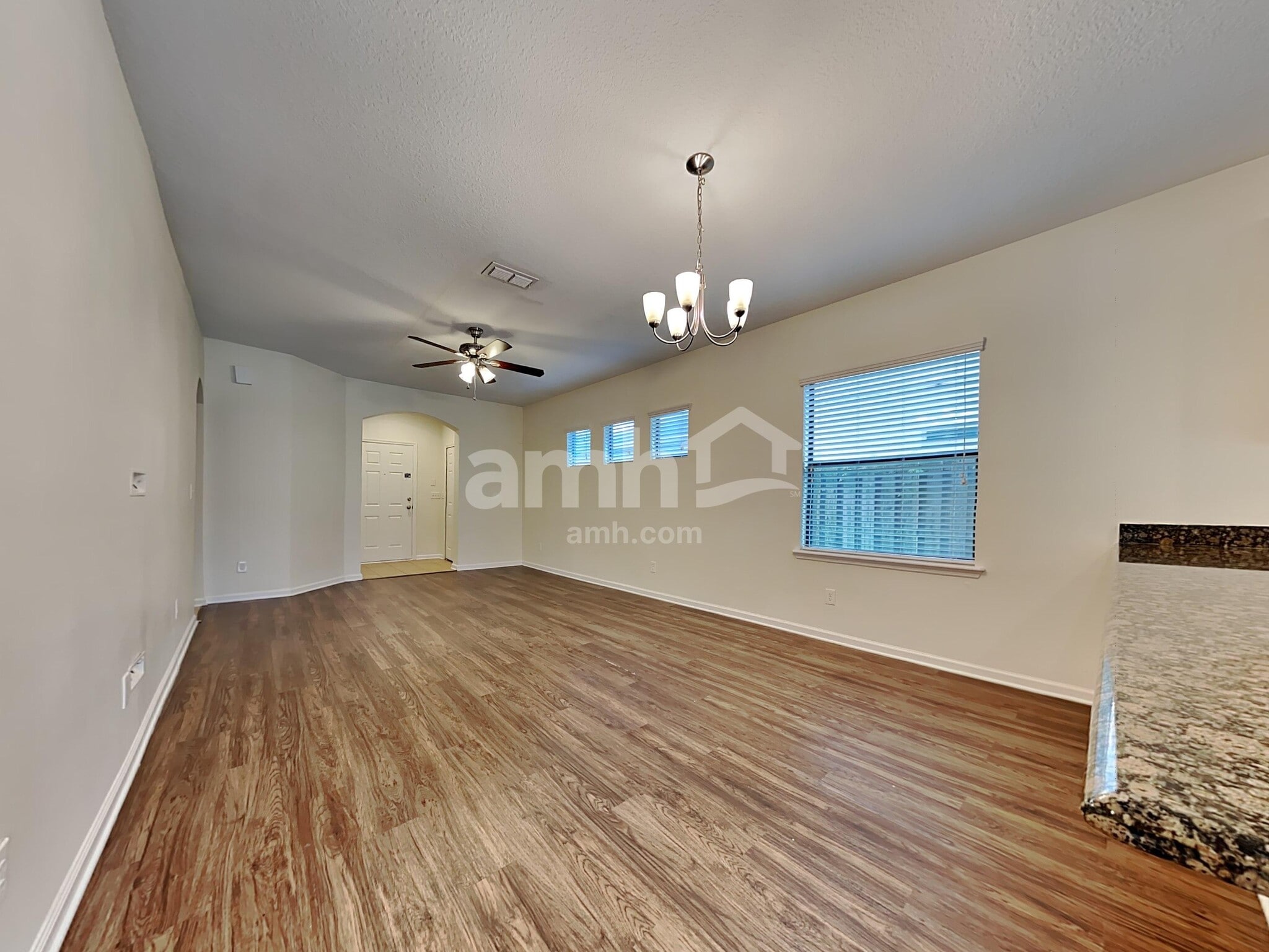 Building Photo - 235 Buck Run Way