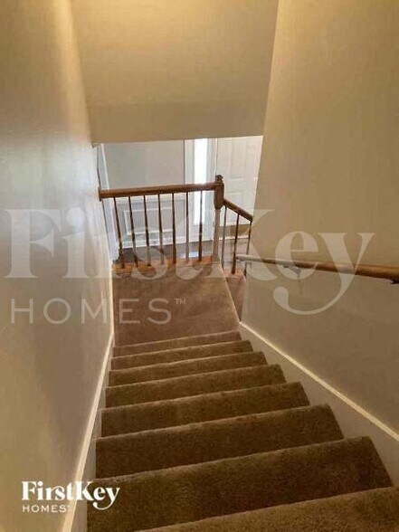 Building Photo - 2041 Pembrooke Forest Dr