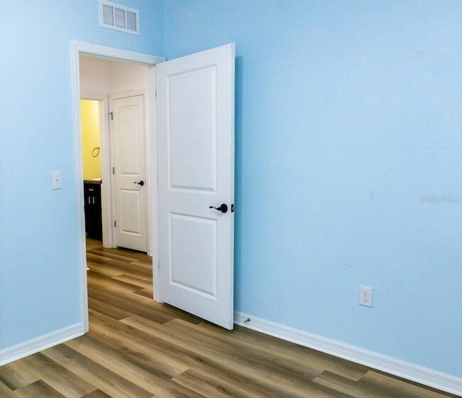 Building Photo - 8089 Pelican Reed Cir