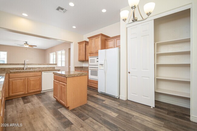 Building Photo - 20377 W Shadow St