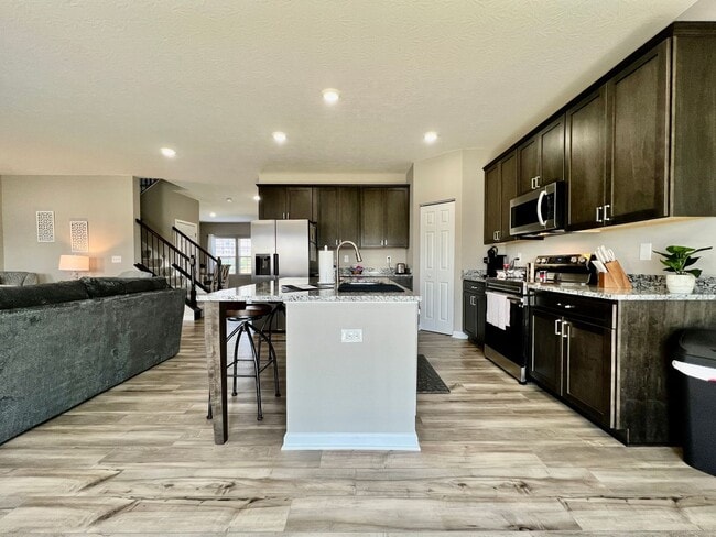 Building Photo - Brand new Executive home in Liberty Twp, Ohio