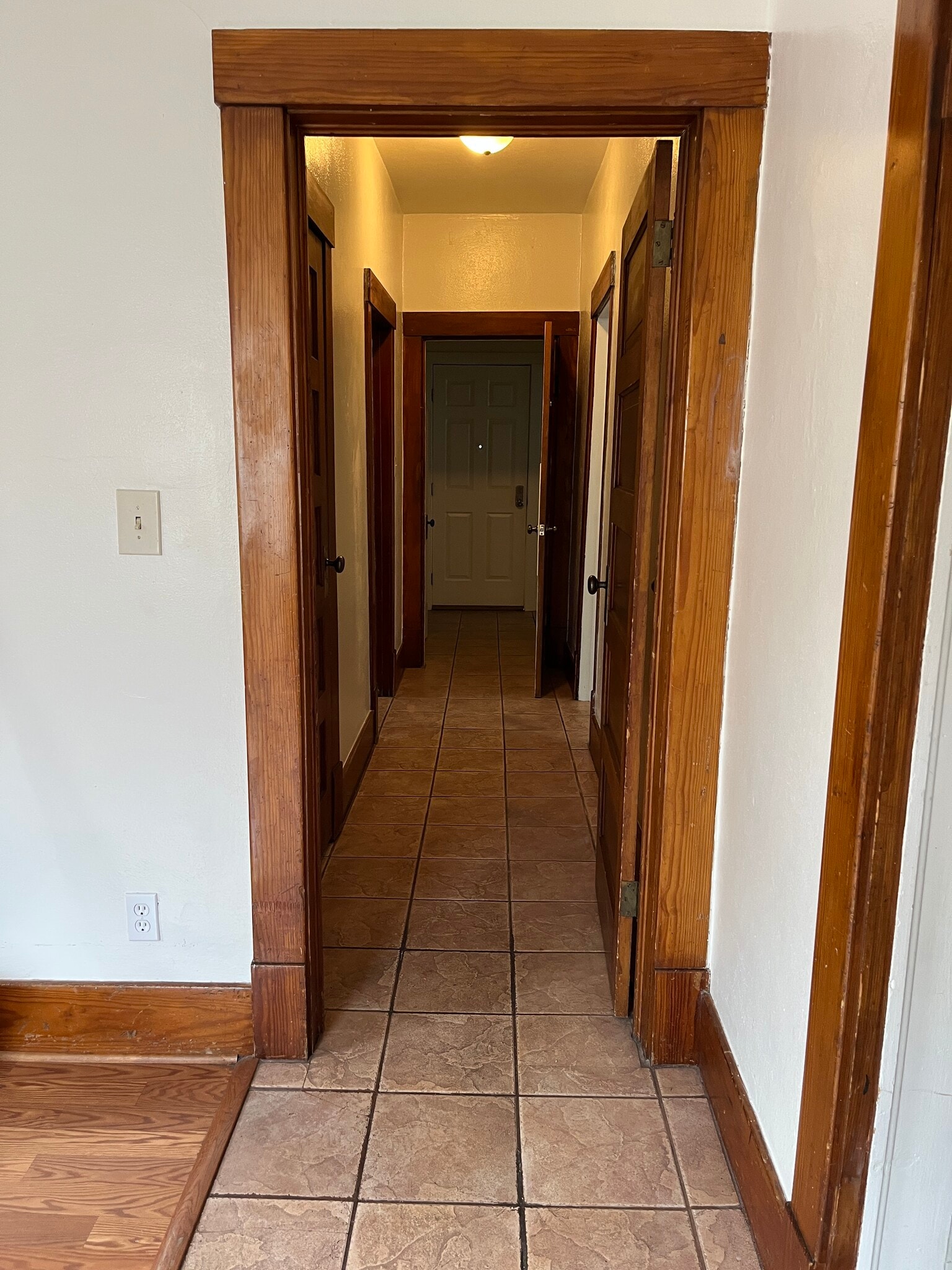 hallway - 1112 N Wahsatch Ave