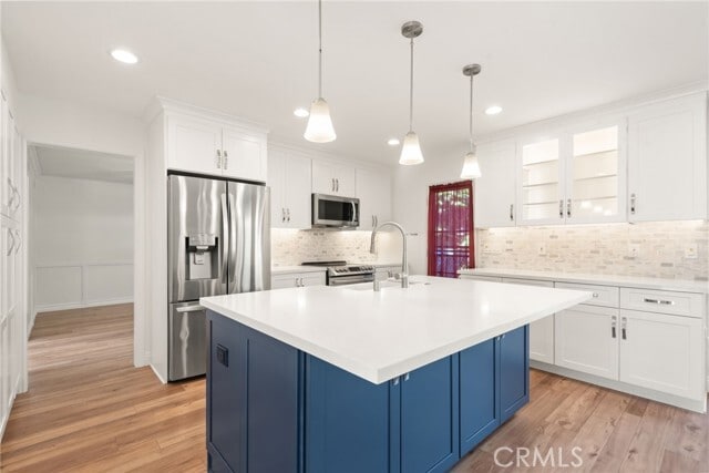 Building Photo - 455 Purdy Ave