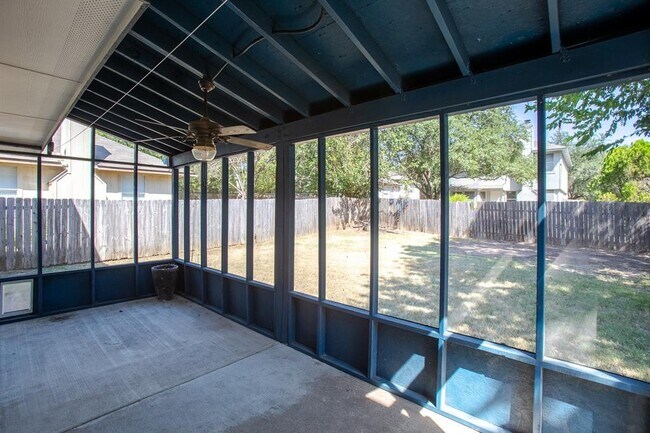 Building Photo - 1310 Strickland Dr