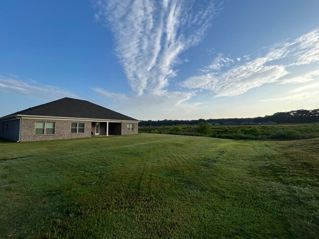 Building Photo - 225 John Clift Cir