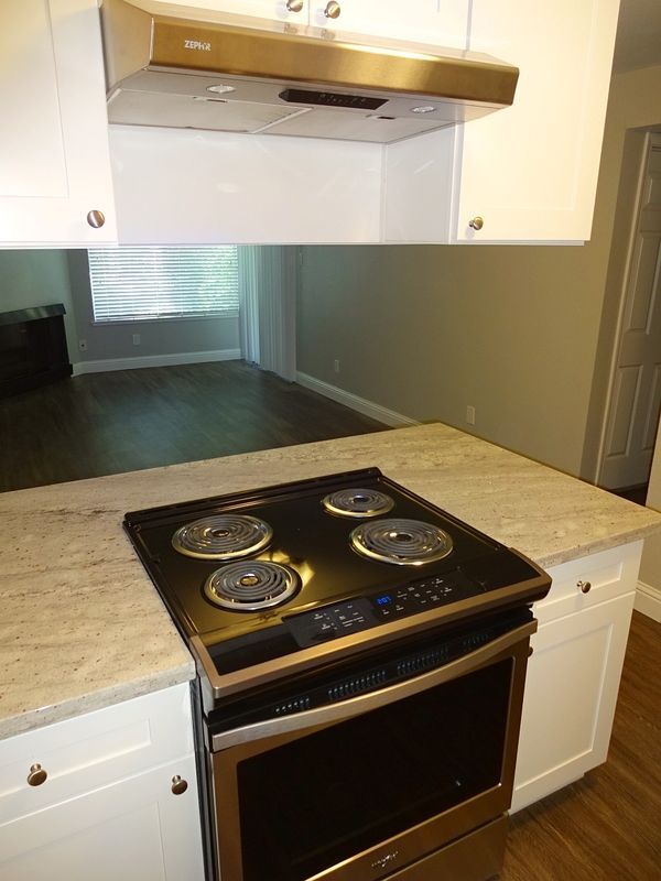 Building Photo - 2300 G St