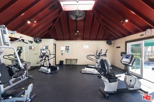 Building Photo - 4810 Hollow Corner Rd