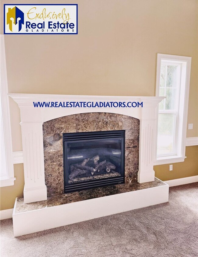 Building Photo - Stunning 4-Bedroom Home for Rent in Bothell!