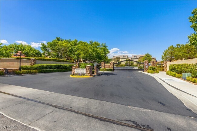 Building Photo - 9228 Whitekirk Pl