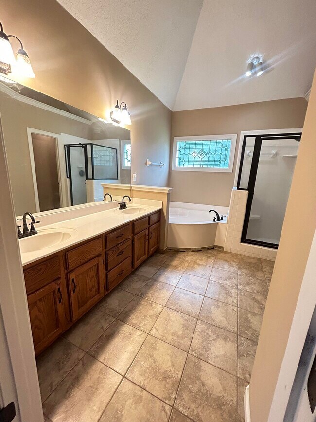 Building Photo - 1785 Wood Mills Dr W