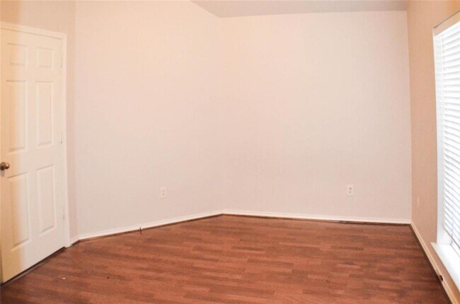 Building Photo - 4811 Mystic Forest Ln