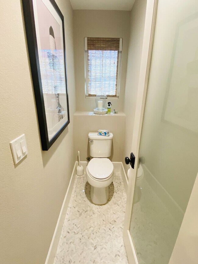 Building Photo - Modern 3 Bed 3 Bath Townhouse Near Downtown Campbell