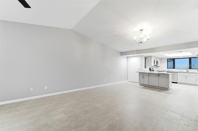 Building Photo - 845 Ladyfish Ave