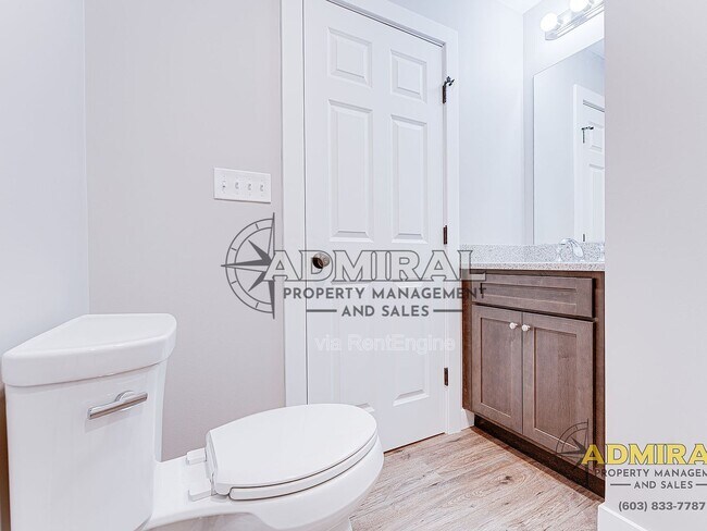 Building Photo - 3 Strafford Rd