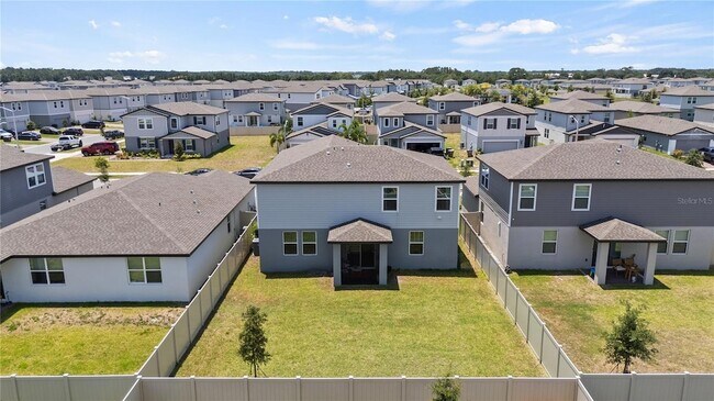 Building Photo - 5291 Meredrew Ln