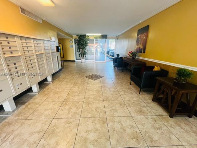 Building Photo - 16410 Miami Dr