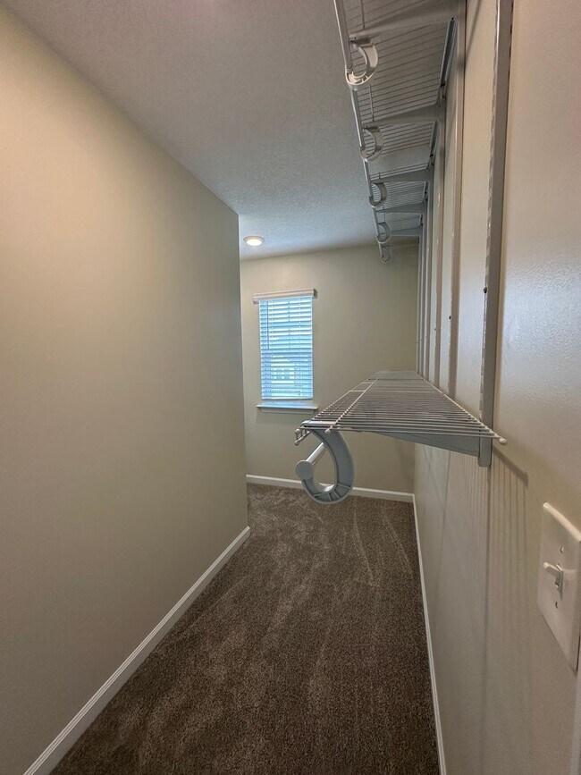 Building Photo - Modern Comfort Meets Country Serenity in Sevierville