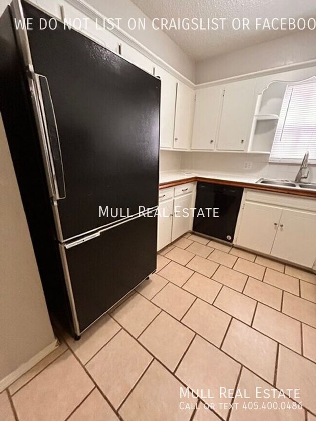Building Photo - 445 NW 86th St