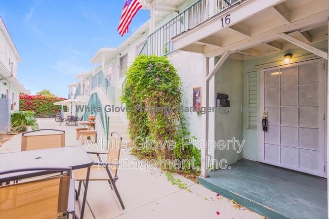 Building Photo - 125 E Ellis Pl