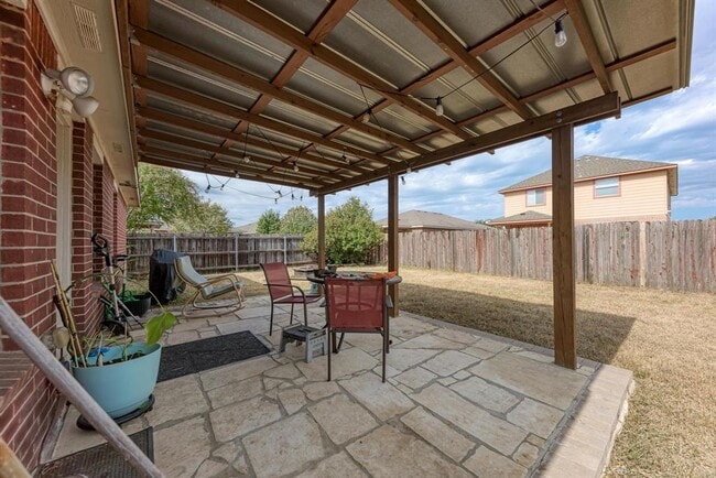 Building Photo - 921 Dexter Dr