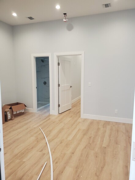 Entrance - 50 E Main St