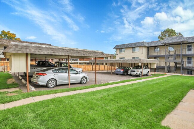 Building Photo - $1,700.00 - 3 Bedrooms, 2 Bathrooms, Condo...