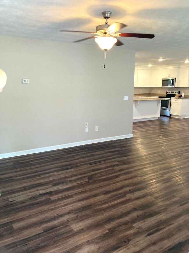 Building Photo - Charming 3 bed, 3 bath Home in Prime Augus...