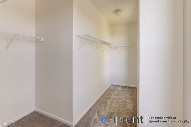 Building Photo - 3 br, 3 bath House - 825 Bussing Ct, Folso...
