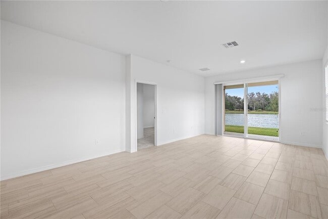 Building Photo - 18156 Pleasantview Blvd