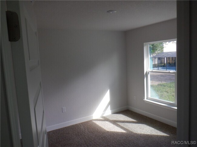 Building Photo - 1155 S Brookfield Dr