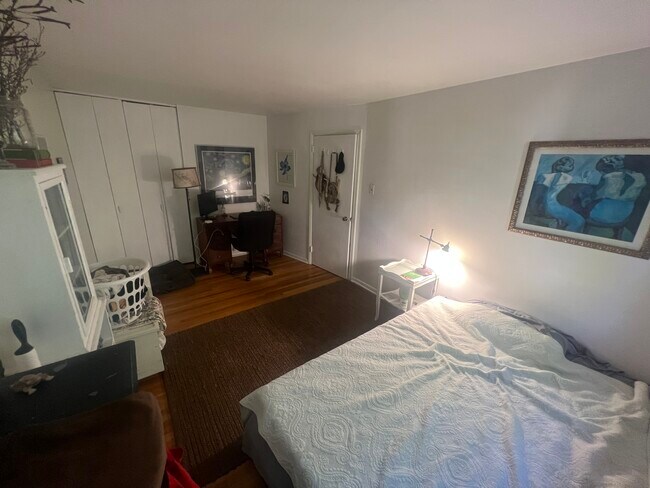 Master Bedroom - 5412 Hermit Ter