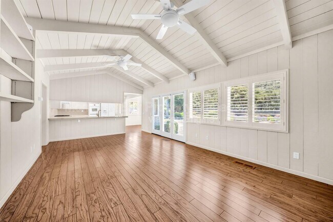 Building Photo - 10160 Sunstar Rd