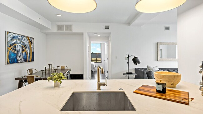 Building Photo - 1845 9th St NW