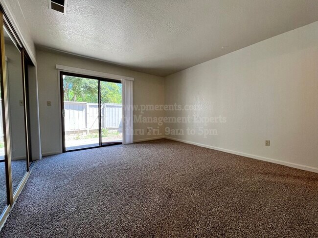 Building Photo - 5876 Alexandria Pl