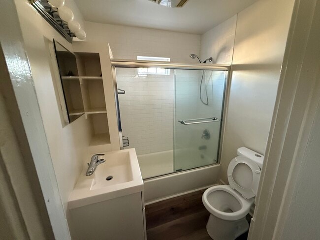 Building Photo - 6105 1st St