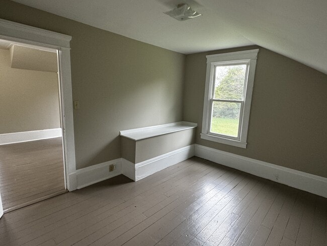 Building Photo - 4305 Dulaney Rd