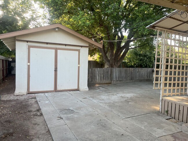 Building Photo - Cozy Home for rent in Exeter