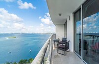 Building Photo - 1750 N Bayshore Dr