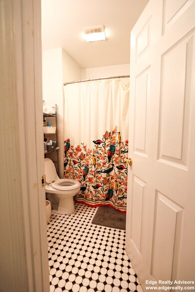 Building Photo - 54 Egmont St