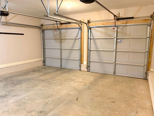 Building Photo - 1053 Quiver Ln
