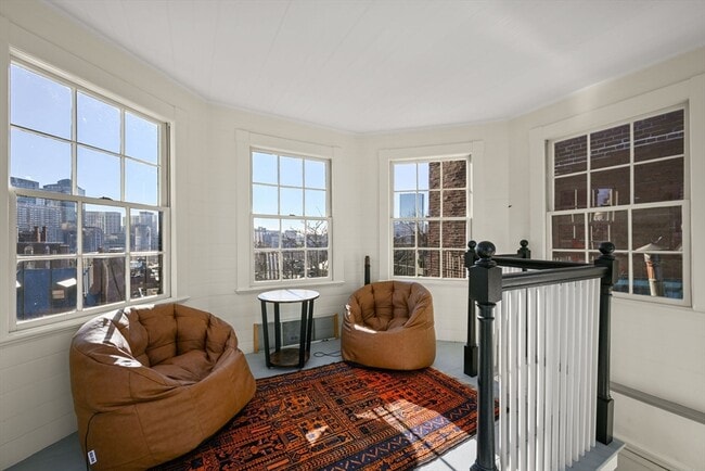 Building Photo - 59 Mt Vernon St